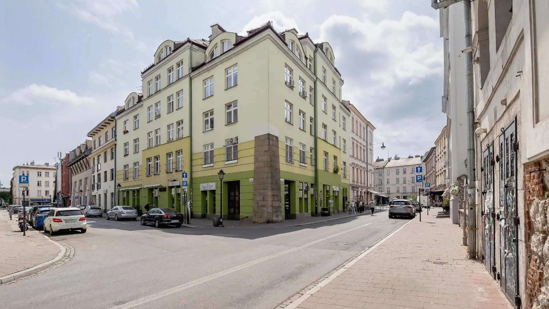 Apartment Warszauera Apartamenty Z Klimatyzacja Na Krakowskim Kazimierzu By Noclegi Renters Poland