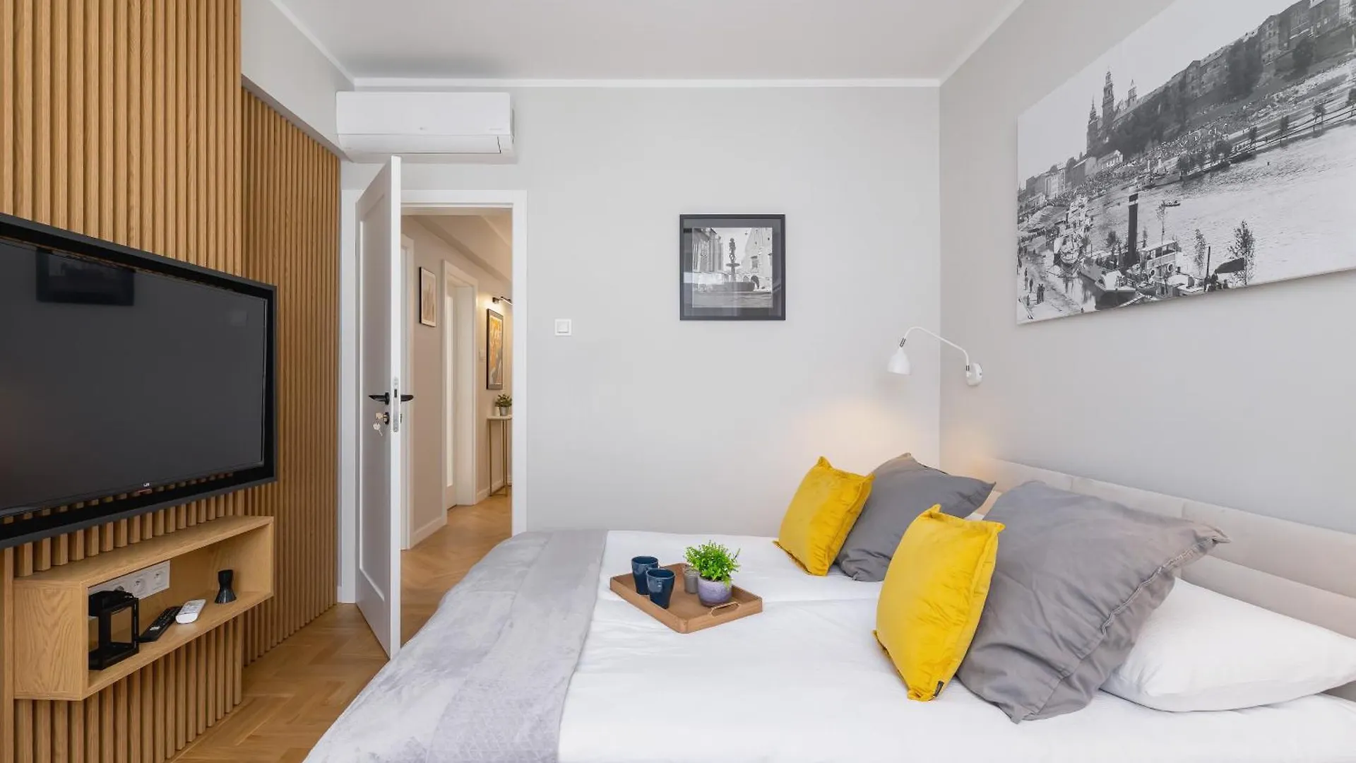 Warszauera Apartamenty Z Klimatyzacja Na Krakowskim Kazimierzu By Noclegi Renters Krakov