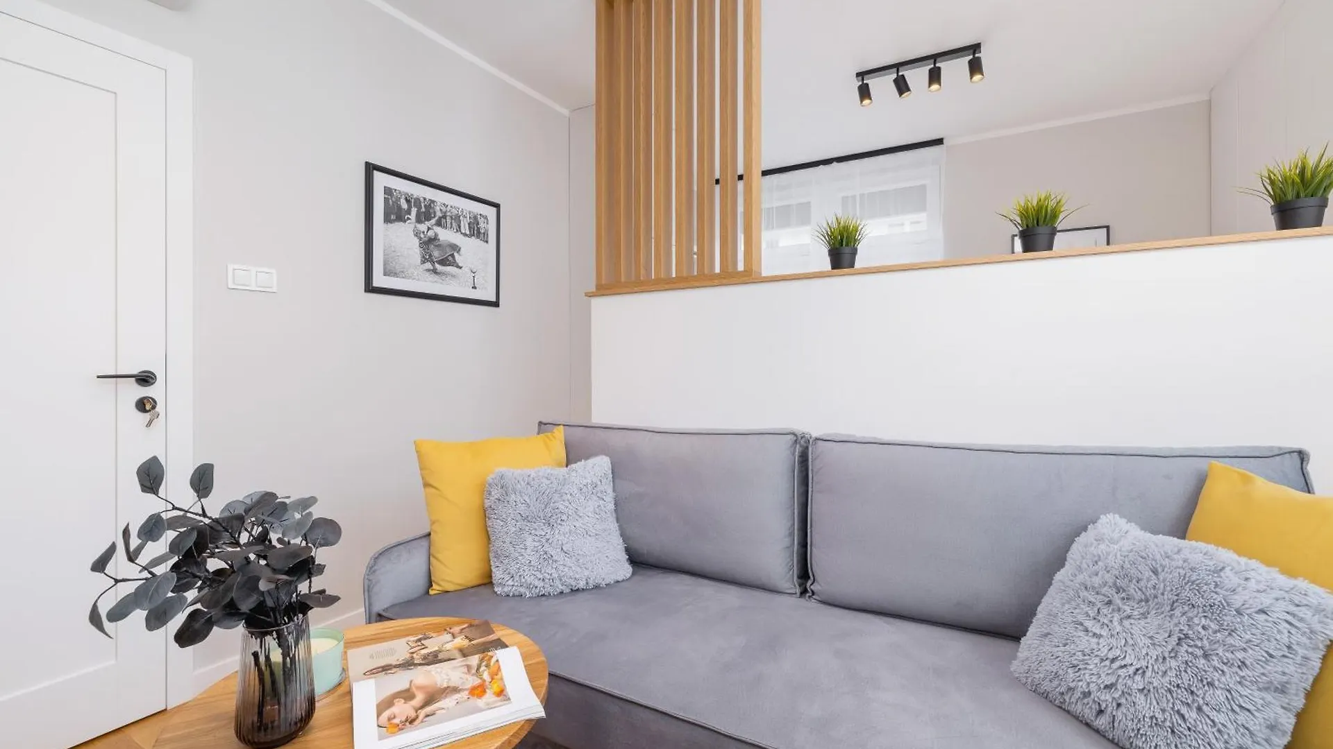 Warszauera Apartamenty Z Klimatyzacja Na Krakowskim Kazimierzu By Noclegi Renters 0*, Krakow Poland