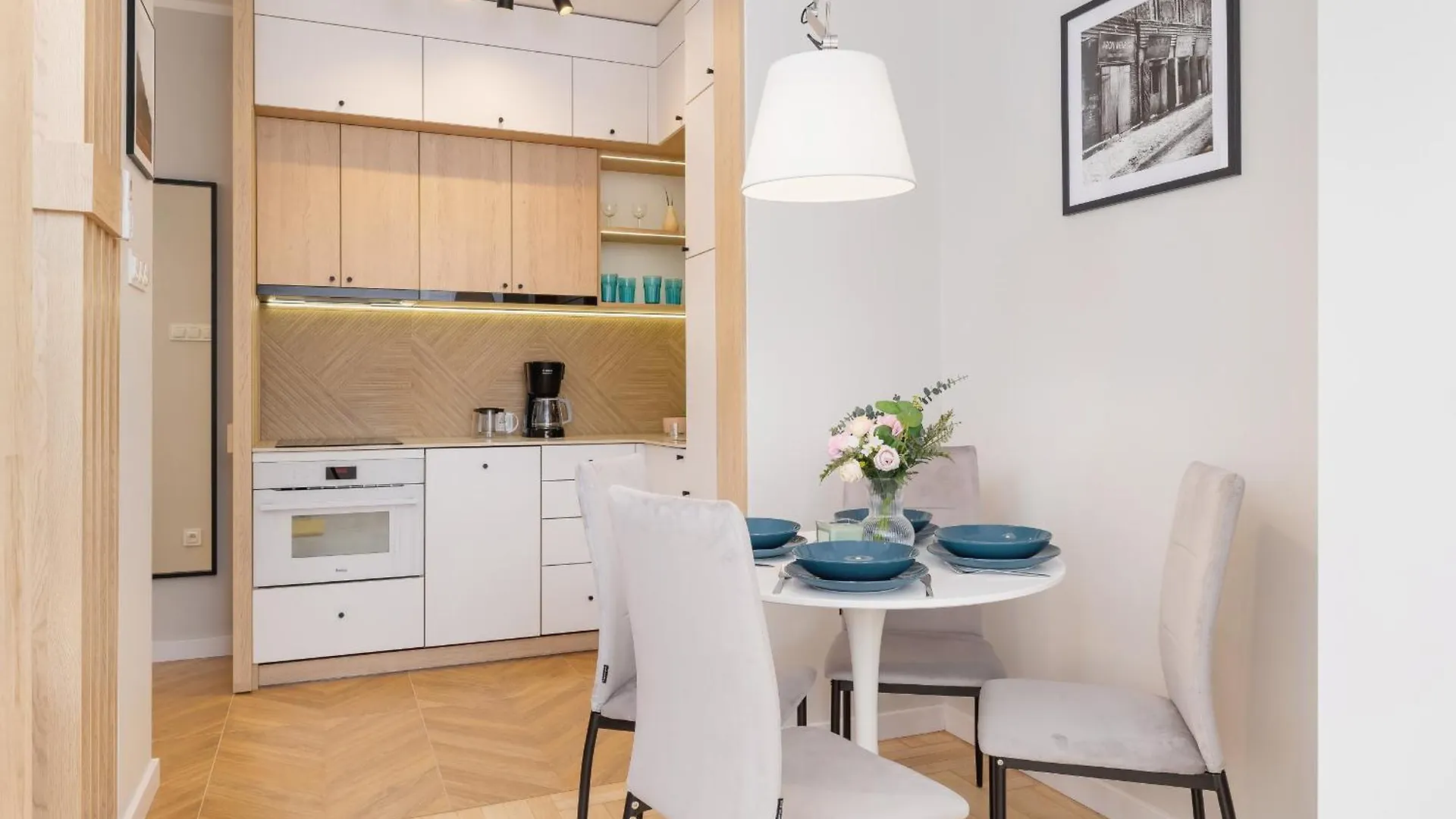 Warszauera Apartamenty Z Klimatyzacja Na Krakowskim Kazimierzu By Noclegi Renters Polsko