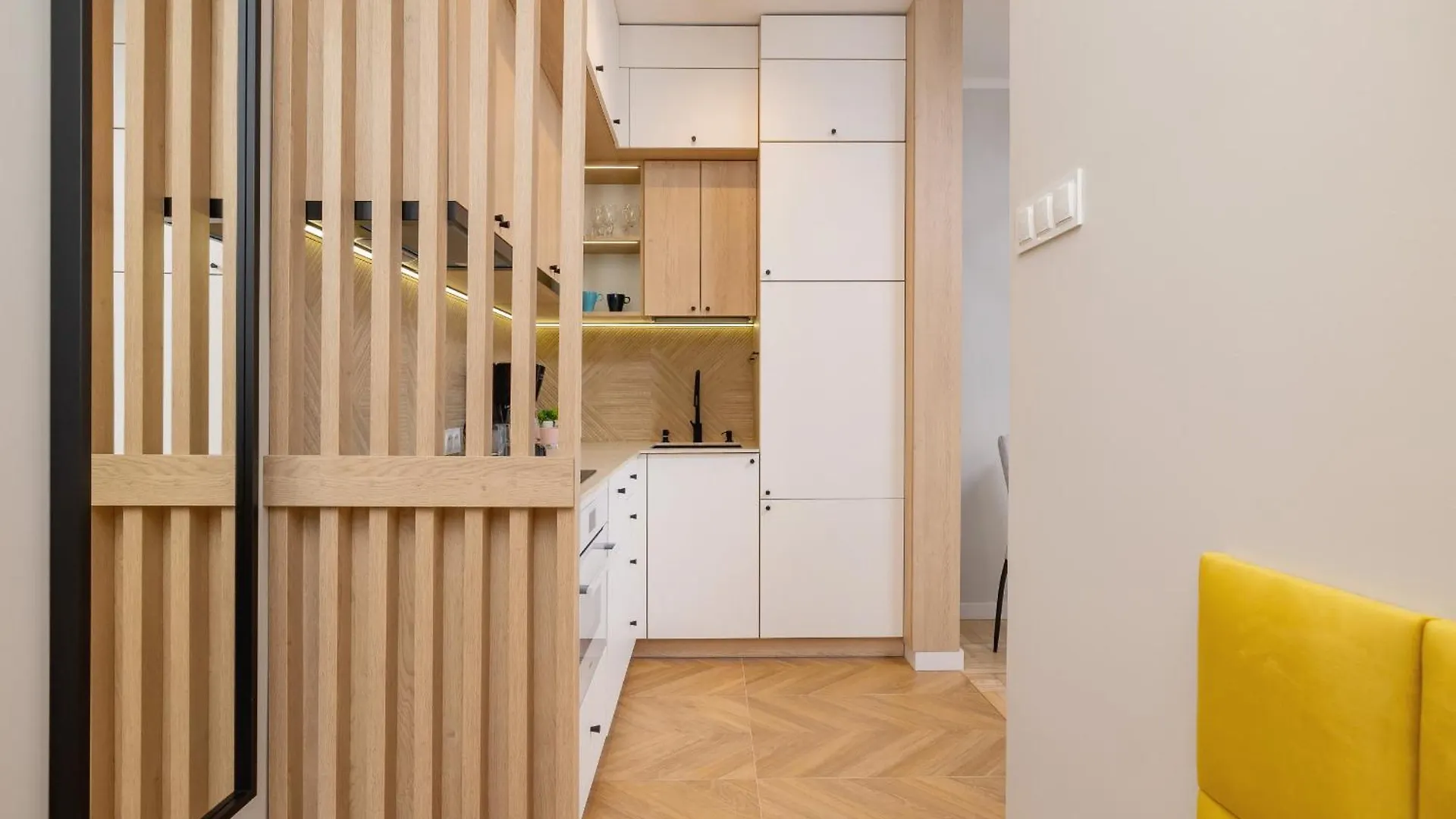 Warszauera Apartamenty Z Klimatyzacja Na Krakowskim Kazimierzu By Noclegi Renters Krakov